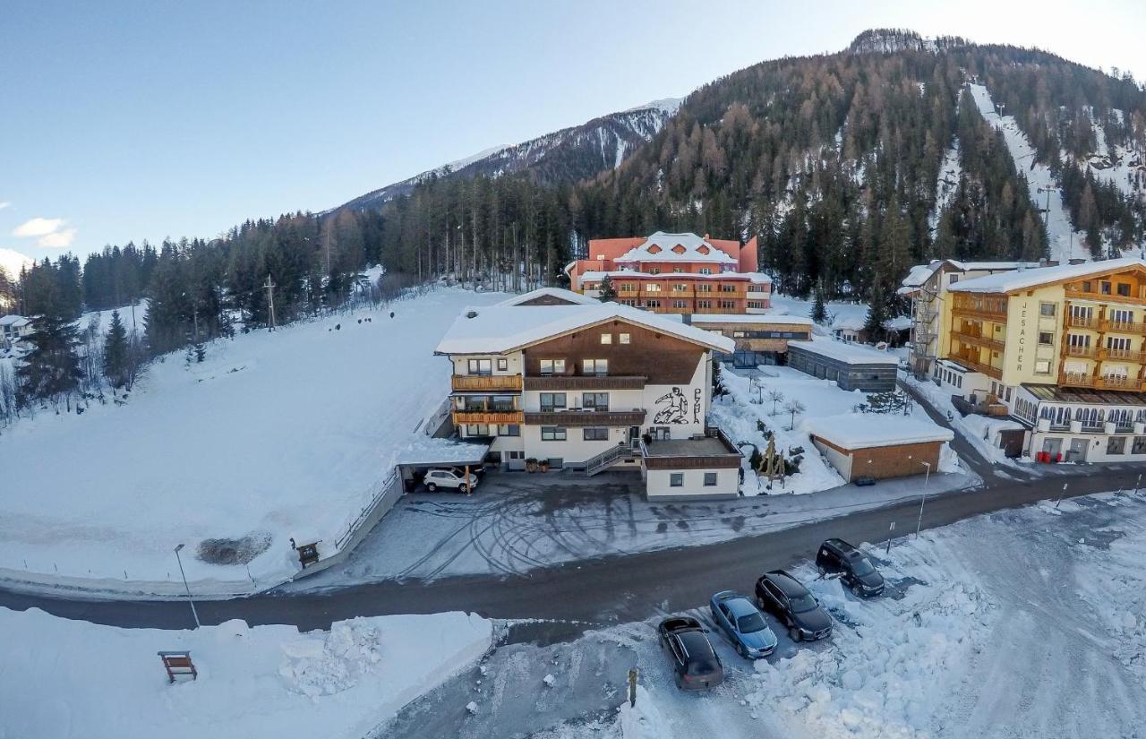 Olympia Privathotel Garni Sankt Jakob in Defereggen Extérieur photo